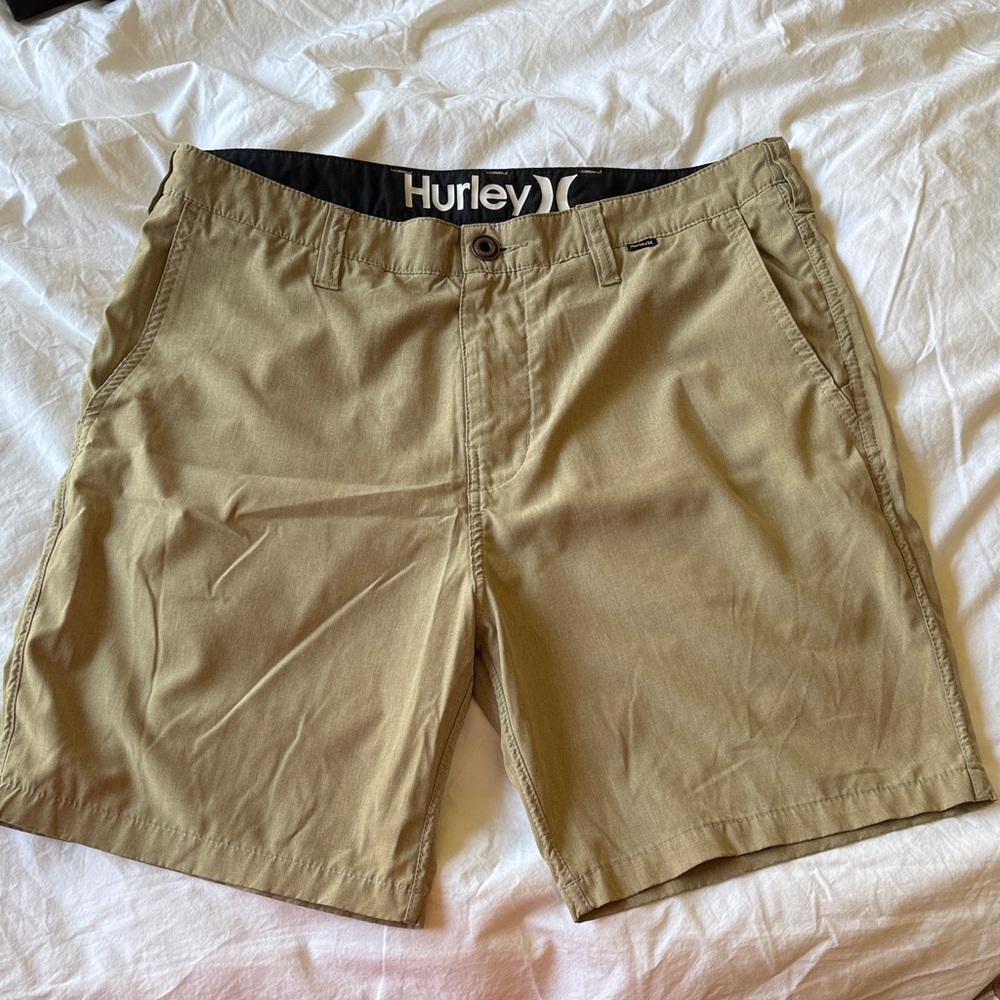 Hurley Men's phantomTan Flat Front Shorts